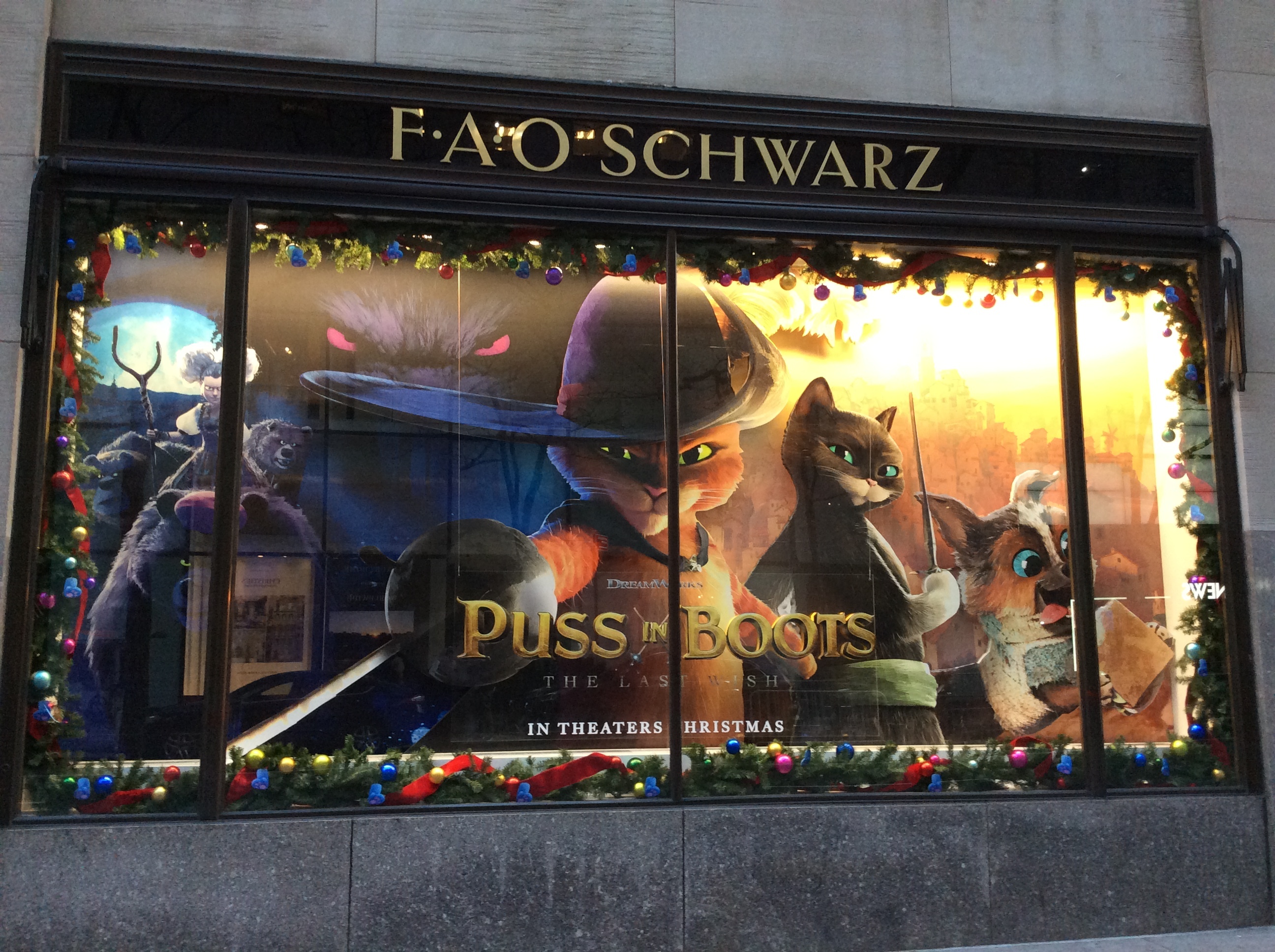 FAO Schwarz Window Displays — DreamWorks / Universal