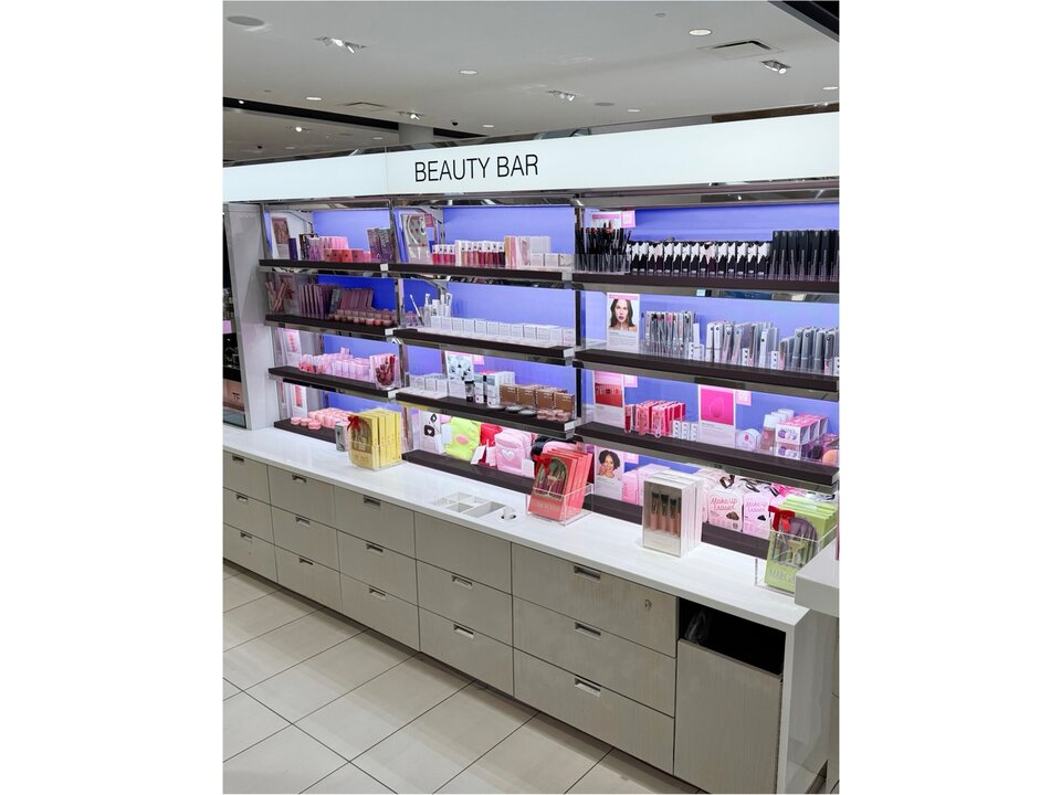Beauty Bar illuminated cosmetics shelving fixture